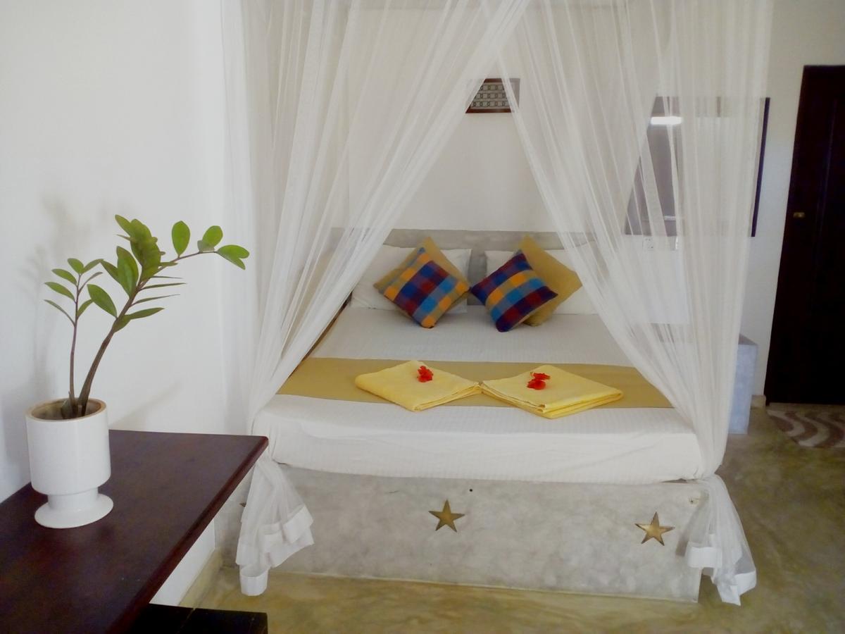 Sleepy Head Guesthouse Unawatuna Exterior foto